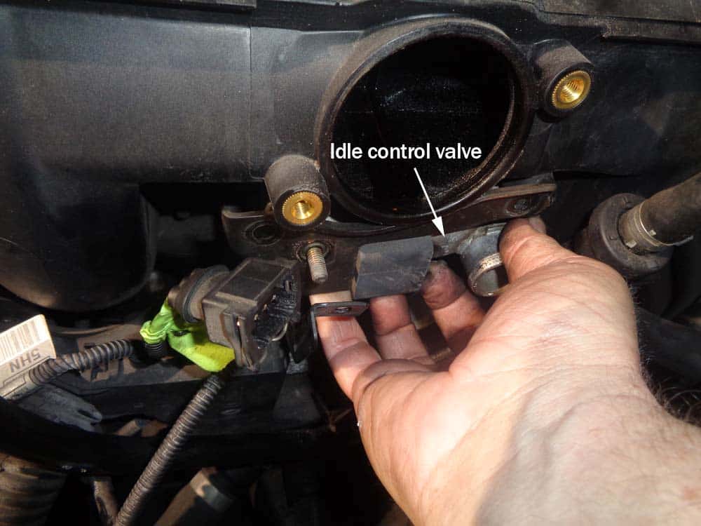 See C2996 repair manual